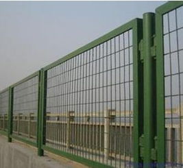 橋梁防護網價格指南 凱特網欄供應與防護欄選購要點